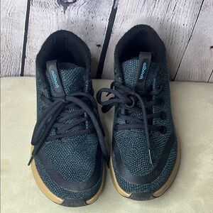 Allbirds Runner Project sneakers or called runner-up protect women’s size 10.